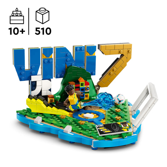 Vini Jr. Football Highlights Building Set with Collectible Player Figure – Display Model 43027