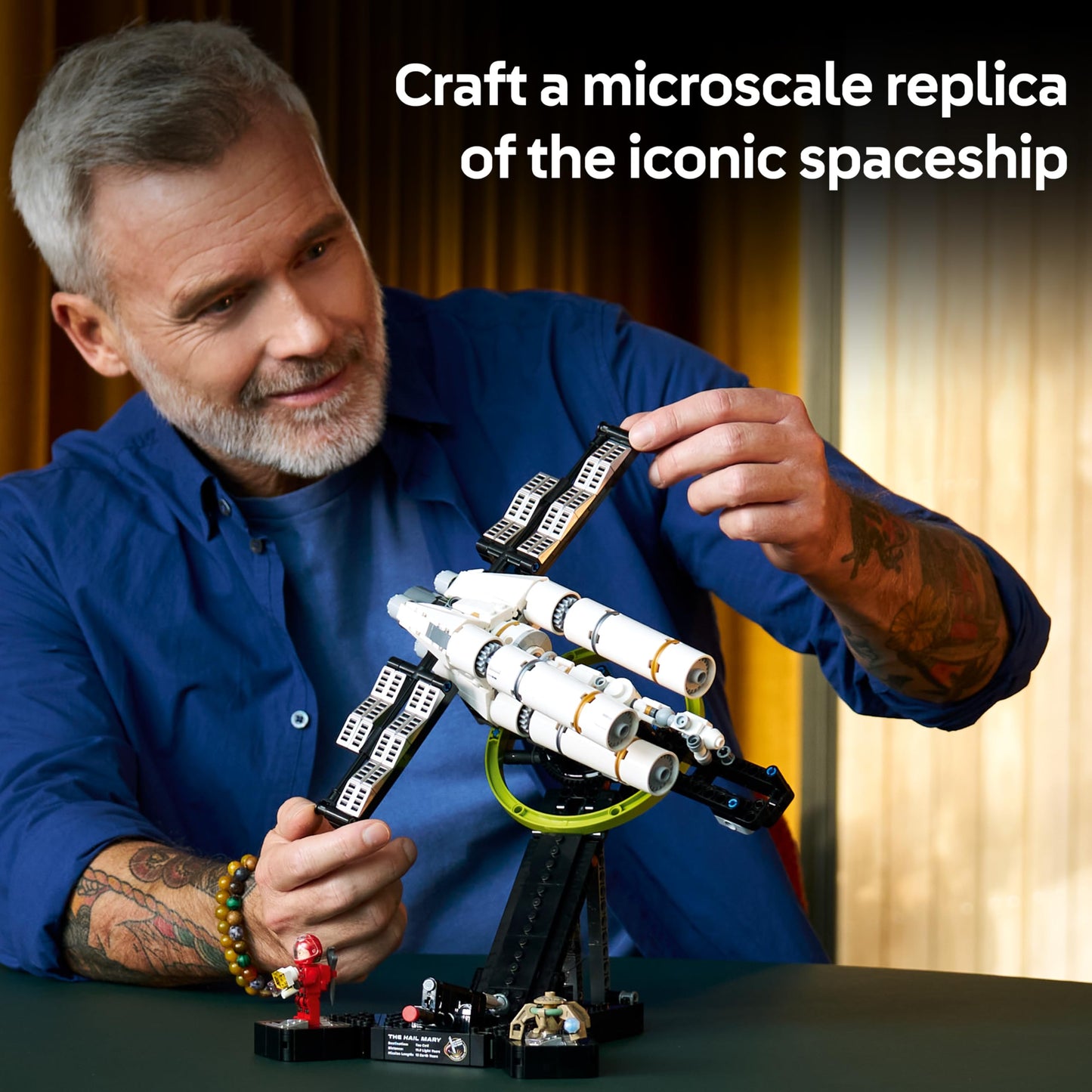 Miniature Spaceship Building Set with Ryland Grace & Rocky Figures – Sci-Fi Display Model for Adults