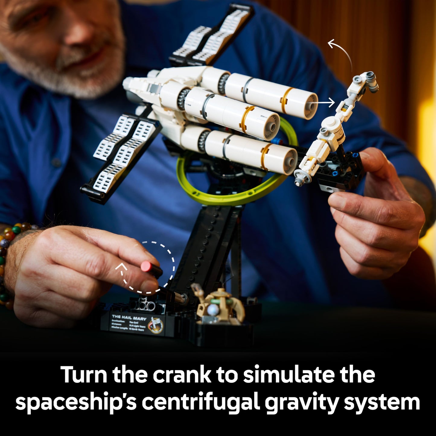 Miniature Spaceship Building Set with Ryland Grace & Rocky Figures – Sci-Fi Display Model for Adults